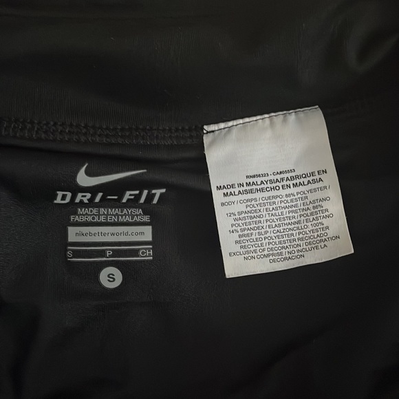 Nike Dri-Fit Small Black/Gray Running Shorts - Picture 6 of 6